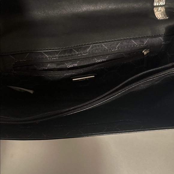 Elegant Black and Beige Women's Bag - Picture 5 of 5